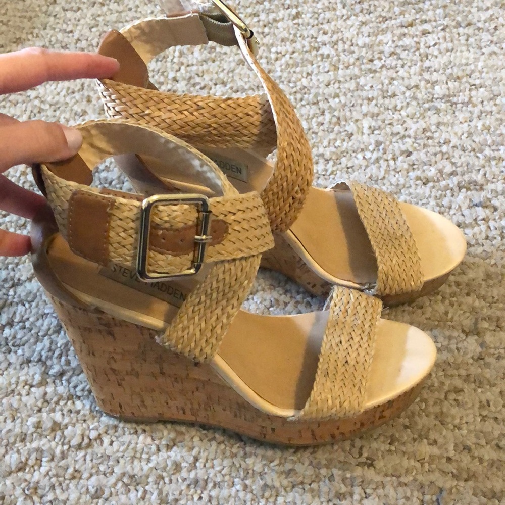Steve Madden wedges size 8 1/2